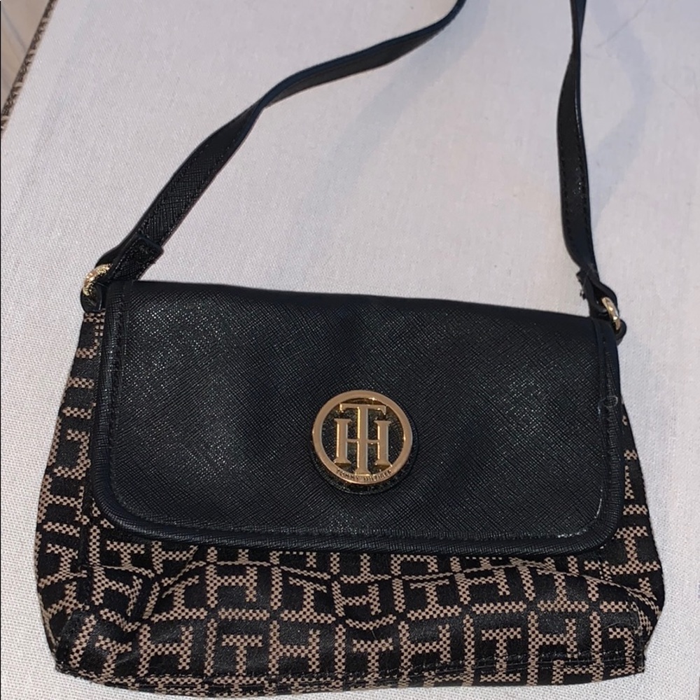 Tommy Hilfiger cross bag